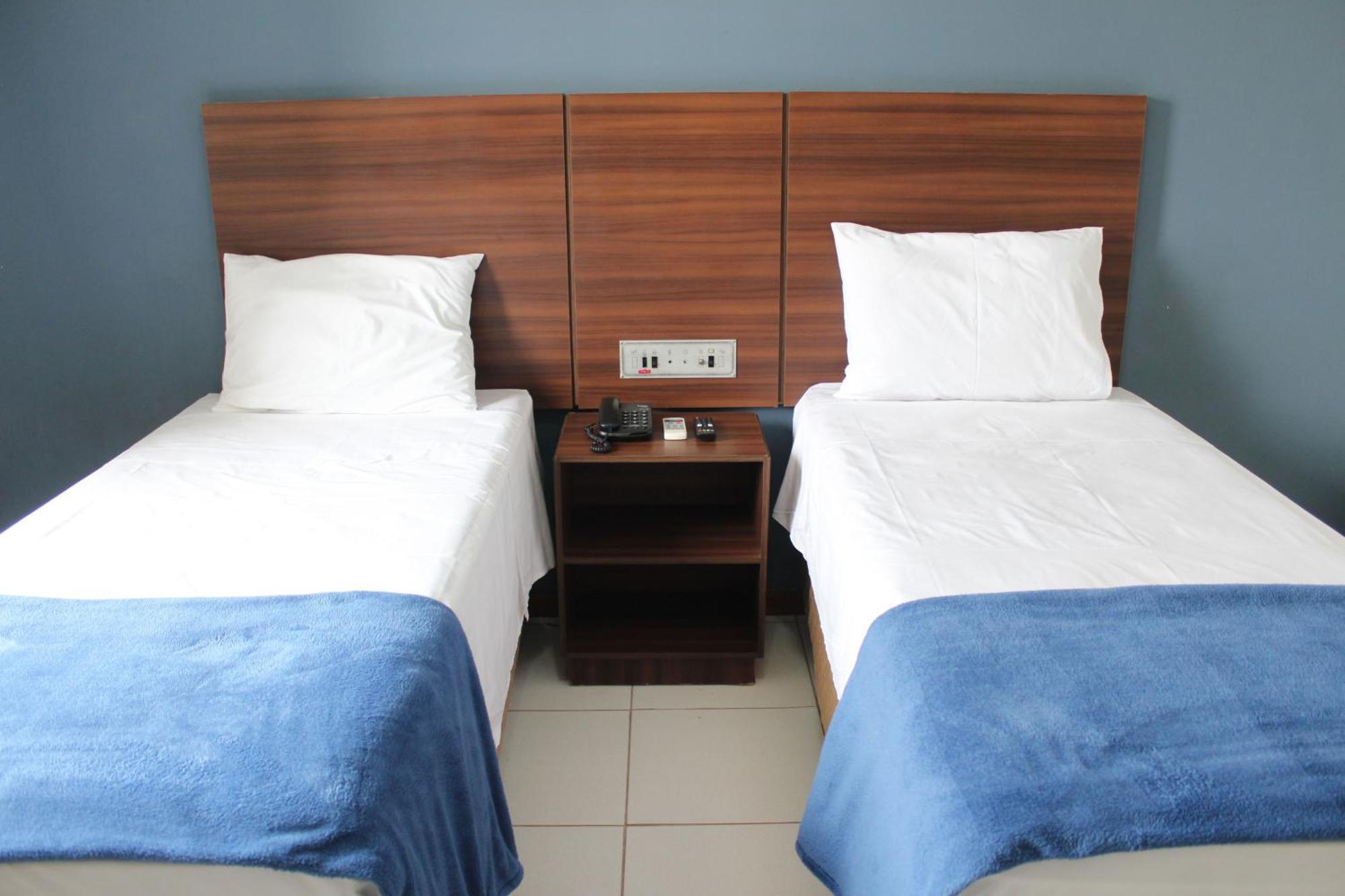 Days Inn By Wyndham Uberlândia מראה חיצוני תמונה