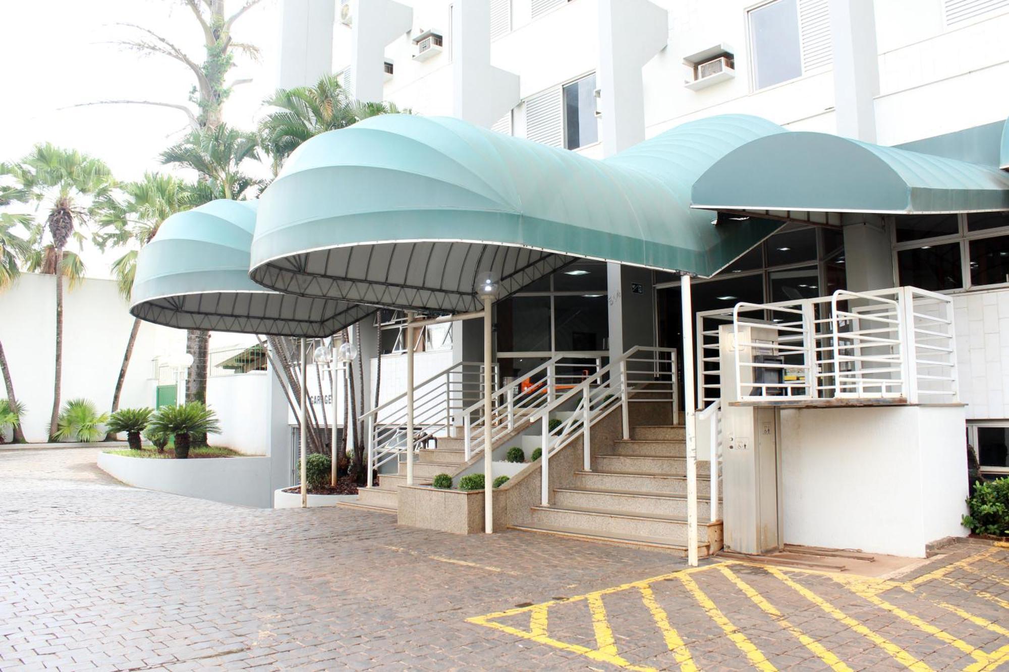 Days Inn By Wyndham Uberlândia מראה חיצוני תמונה
